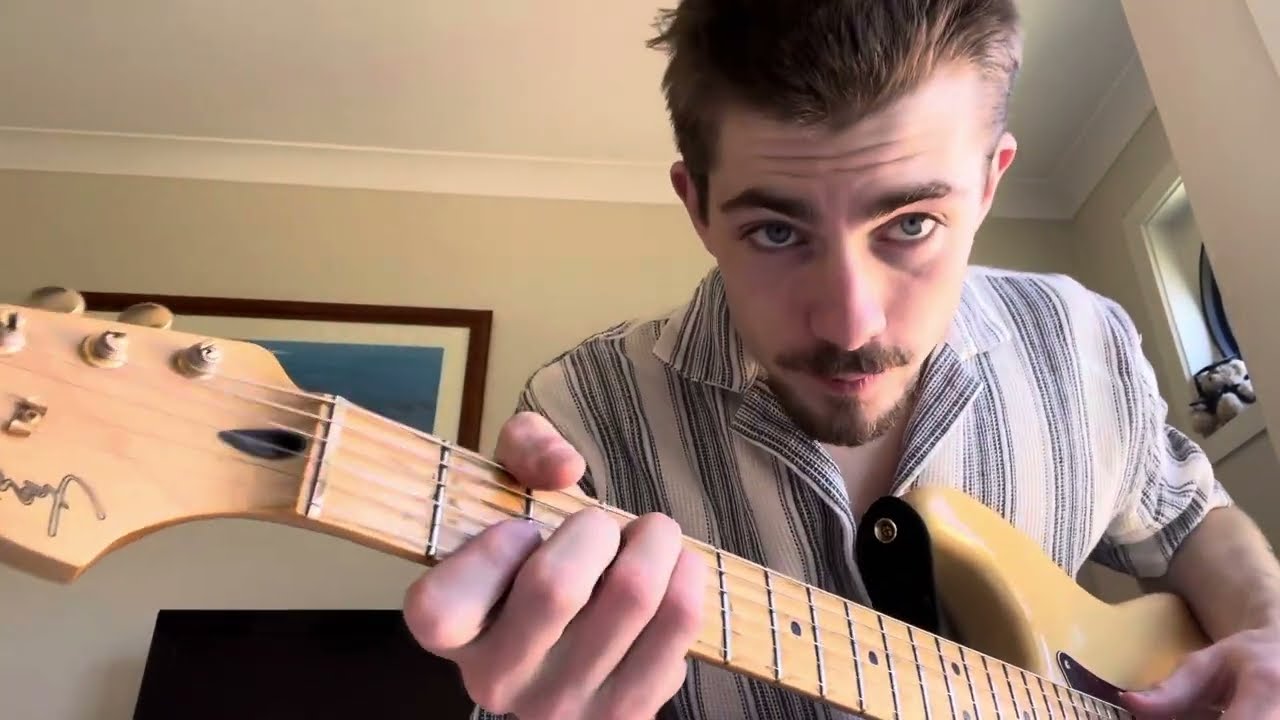 INFINITY REPEATING GUITAR CHORDS (CORRECT) - DAFT PUNK