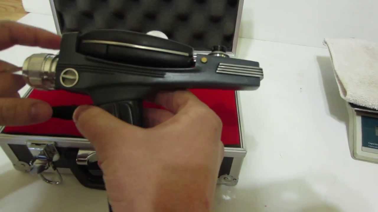 Star Trek TOS Richard Coyle Phaser Gun Black Handle