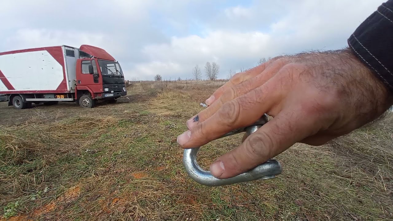 Вытащить машину с грязи за четыре прийома