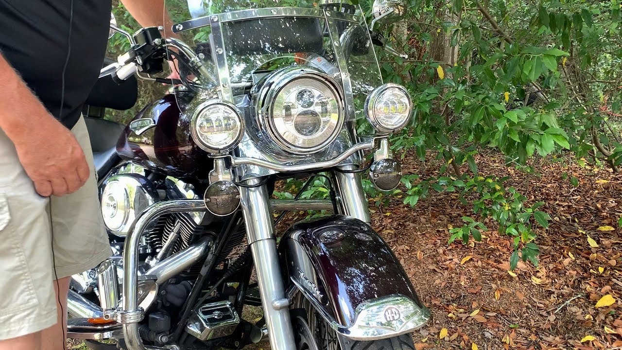 How To: Changing out the front signals for LED on my Road King