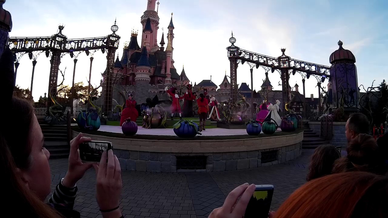 Disney Land Paris Villain Show Halloween 2016