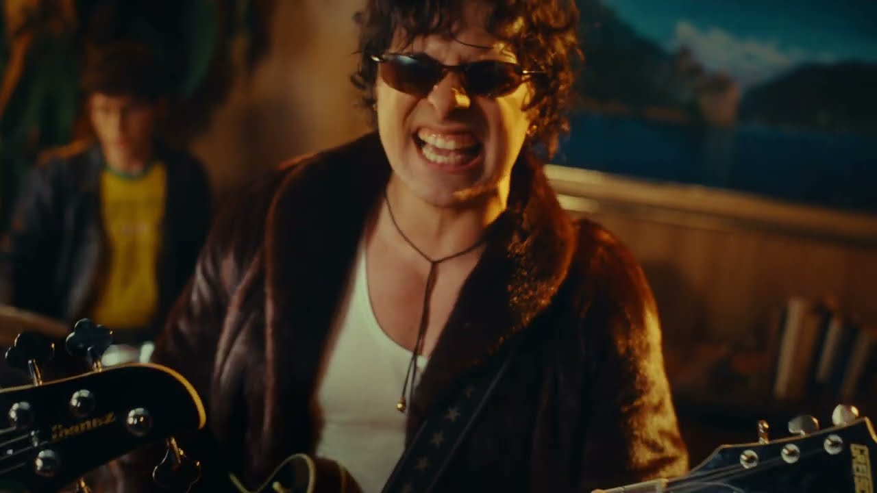 Strawberry Pom - I Can Lose You (Video Oficial)