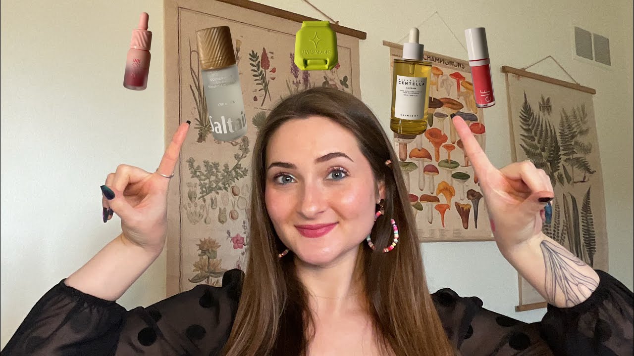 ASMR | My Current Favorites 🌼 (tapping, personal attention, whispers)