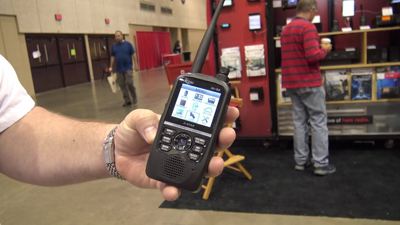Ручной радиоприёмник Icom ID-52 DSTAR с Рэем Новаком на фестивале Huntsville Hamfest!!!