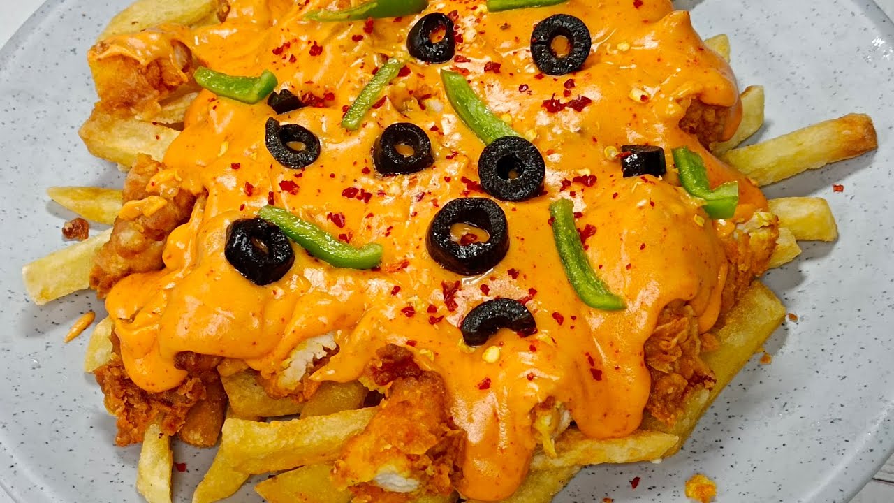 Chicken Zinger fries loaded with cheese sauce|chicken fries|French fries loaded|chicken recipes|kids