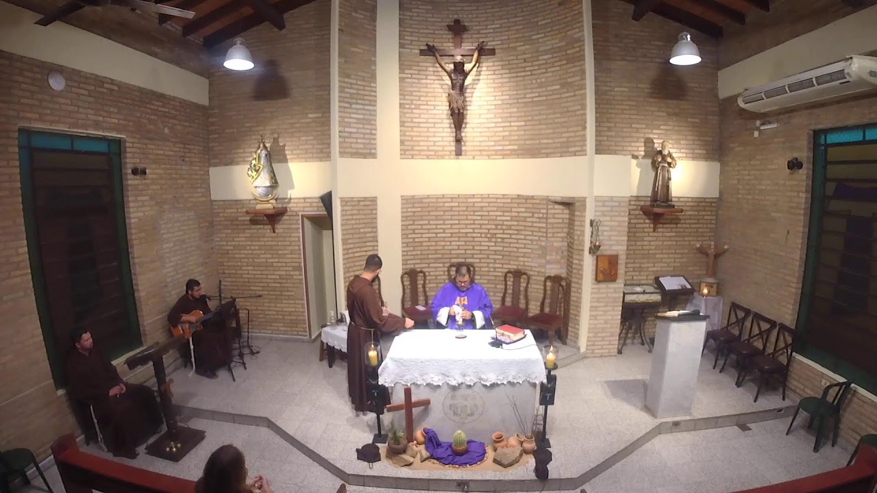 Misa diaria desde la capilla San Leopoldo ,déjanos tus intenciones paz y bien.