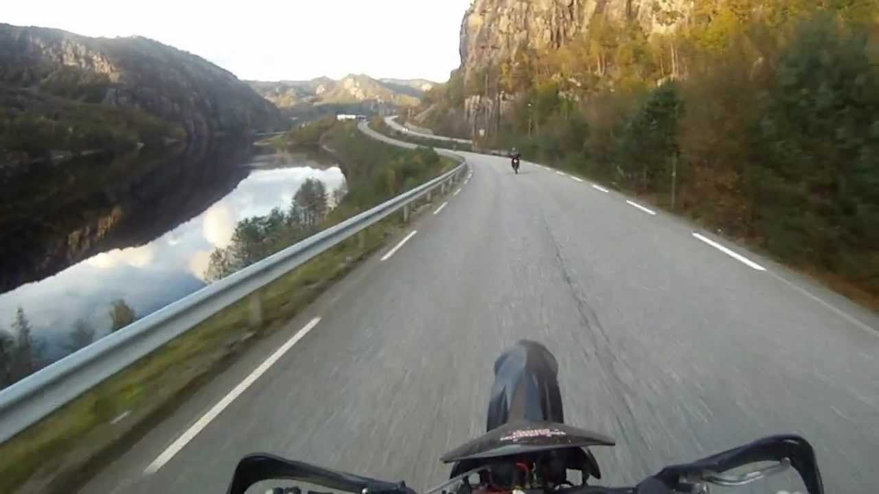 honda cr 500 vs aprilia sxv 550 supermoto