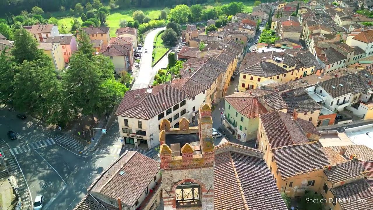 MONTERIGGIONI | SAN GIMIGNANO | ASCIANO | CINEMATIC | 4K | DJI Mini 3 Pro