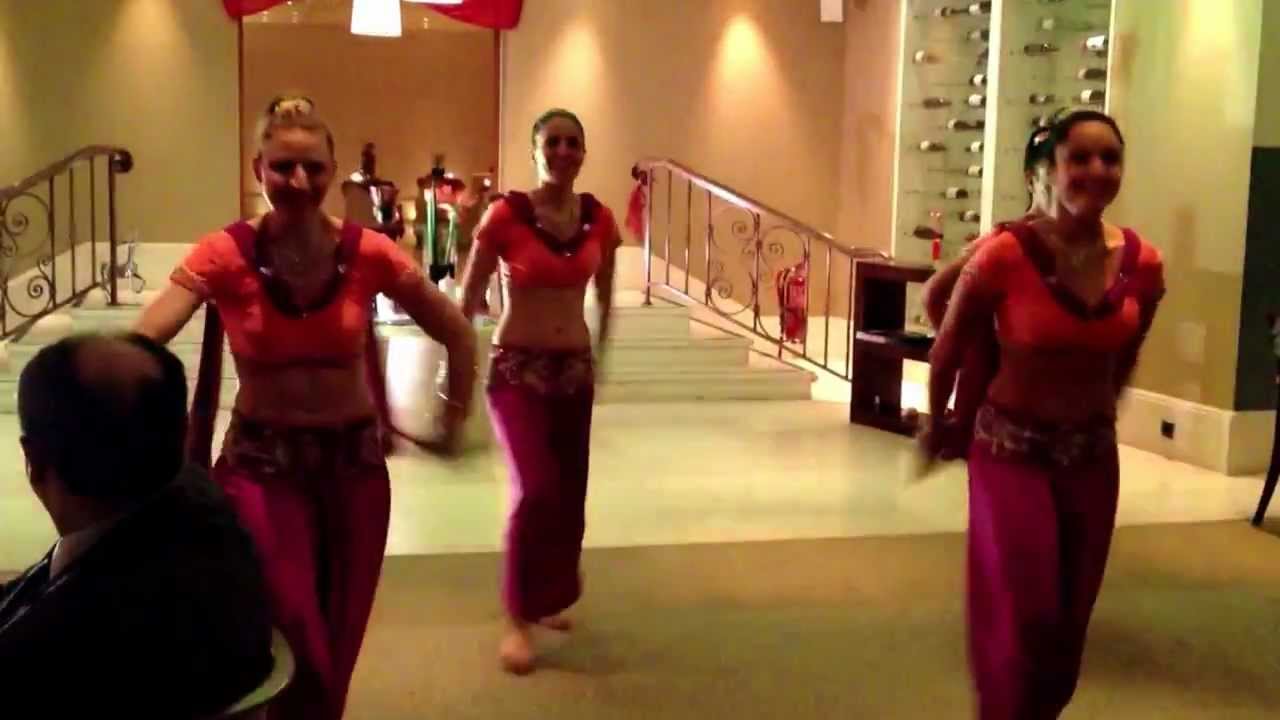 Indian dance in Arion Hotel