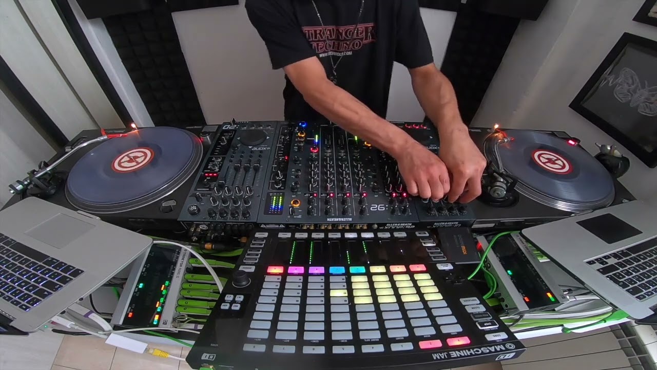 Xone Series @ Stranger Techno #4