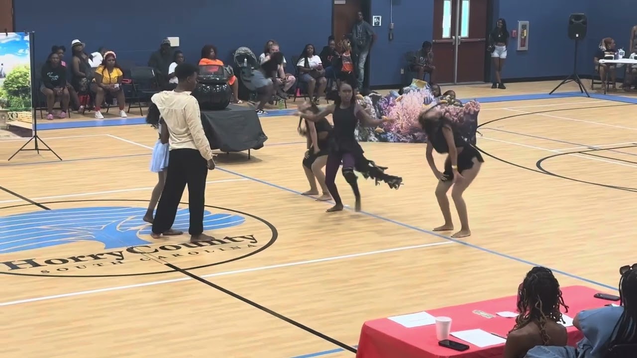 Pretty Girl Mafia Dance Team 1st Place Creative Little Mermaid