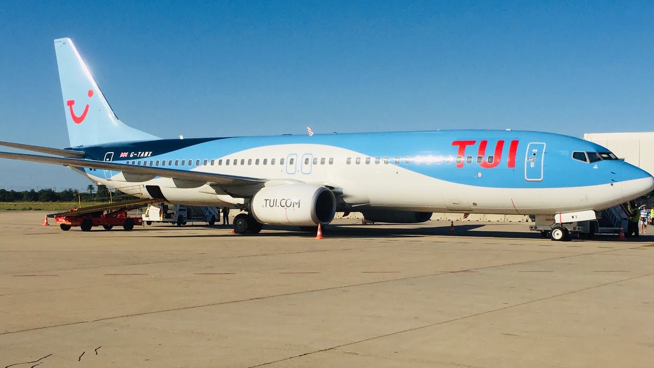 TRIPREPORT | TUI | ECONOMY CLASS | LONDON - SPAIN | BOEING 737-800 |