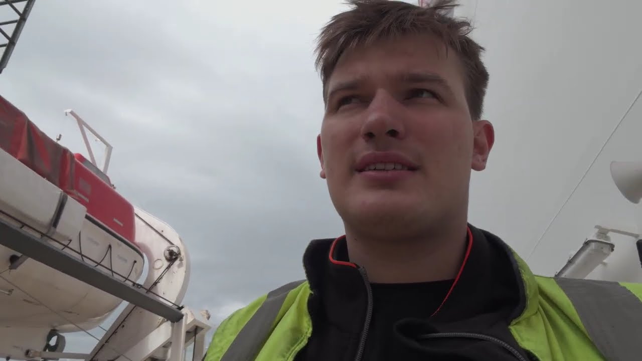Welcome to Greece - How Ships Vlog #02