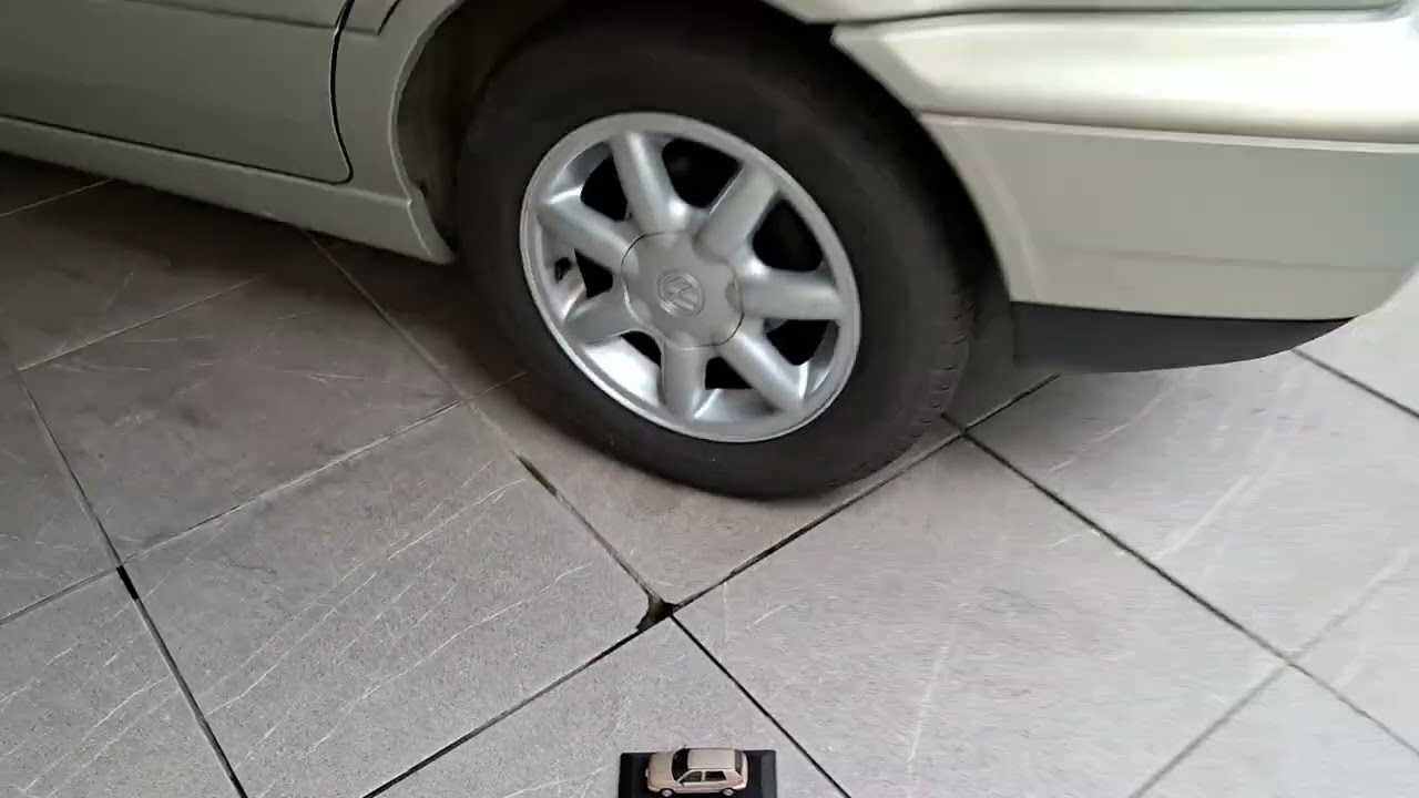 Golf GLX 95 Placa Preta.