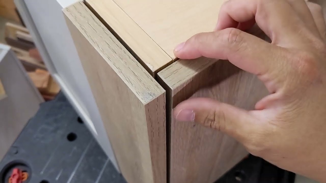 Design details - cabinets with different orientation