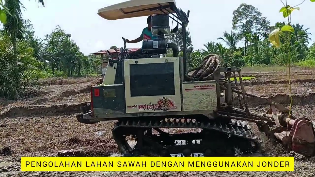 Pengolahan Lahan Dengan Menggunakan Jonder 
