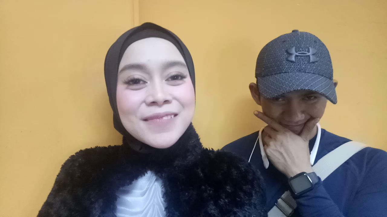 LESTY LOVERS HARUS LIAT VIDIO INI.....awal perjuangan Lesty di entertainment, hingga bertemu Risky