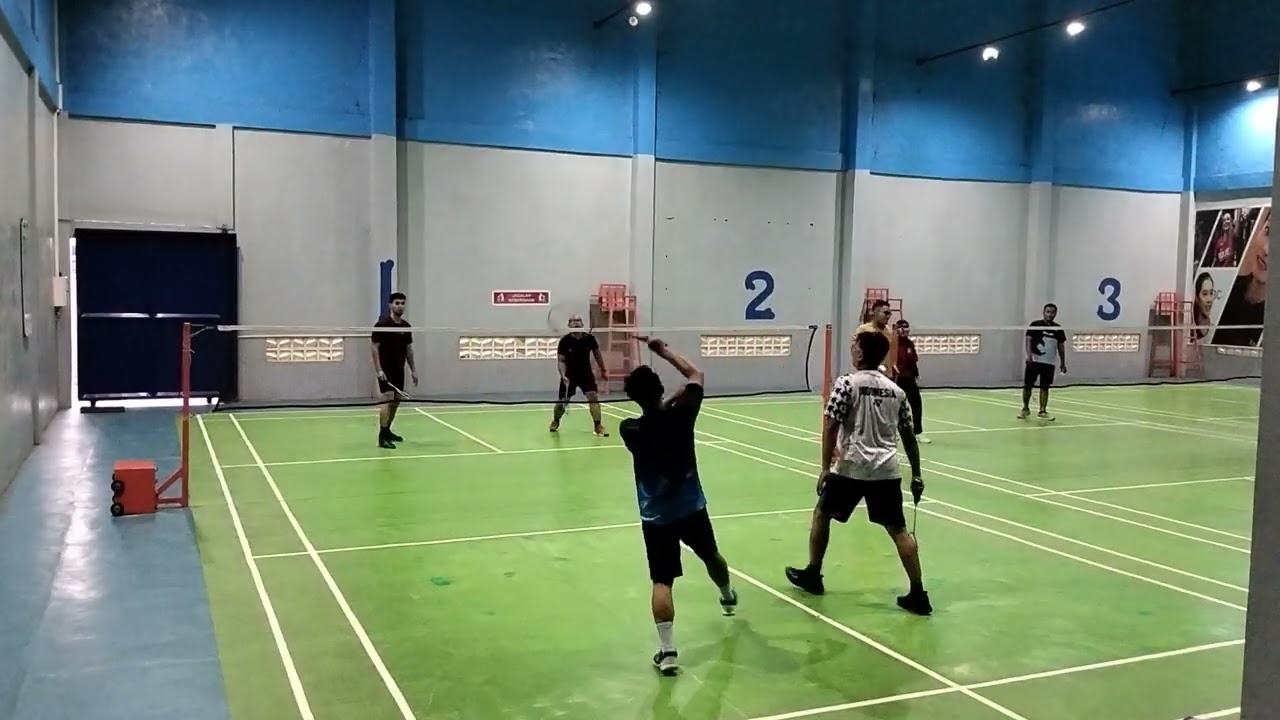 Badminton dan ngabuburit, gas teruss sampe kunang kunang 😁