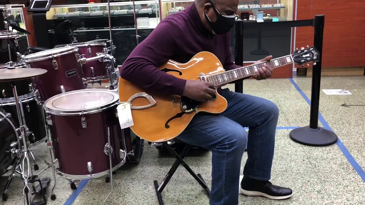 Buying a Guild A-150B guitar from a pawn shop