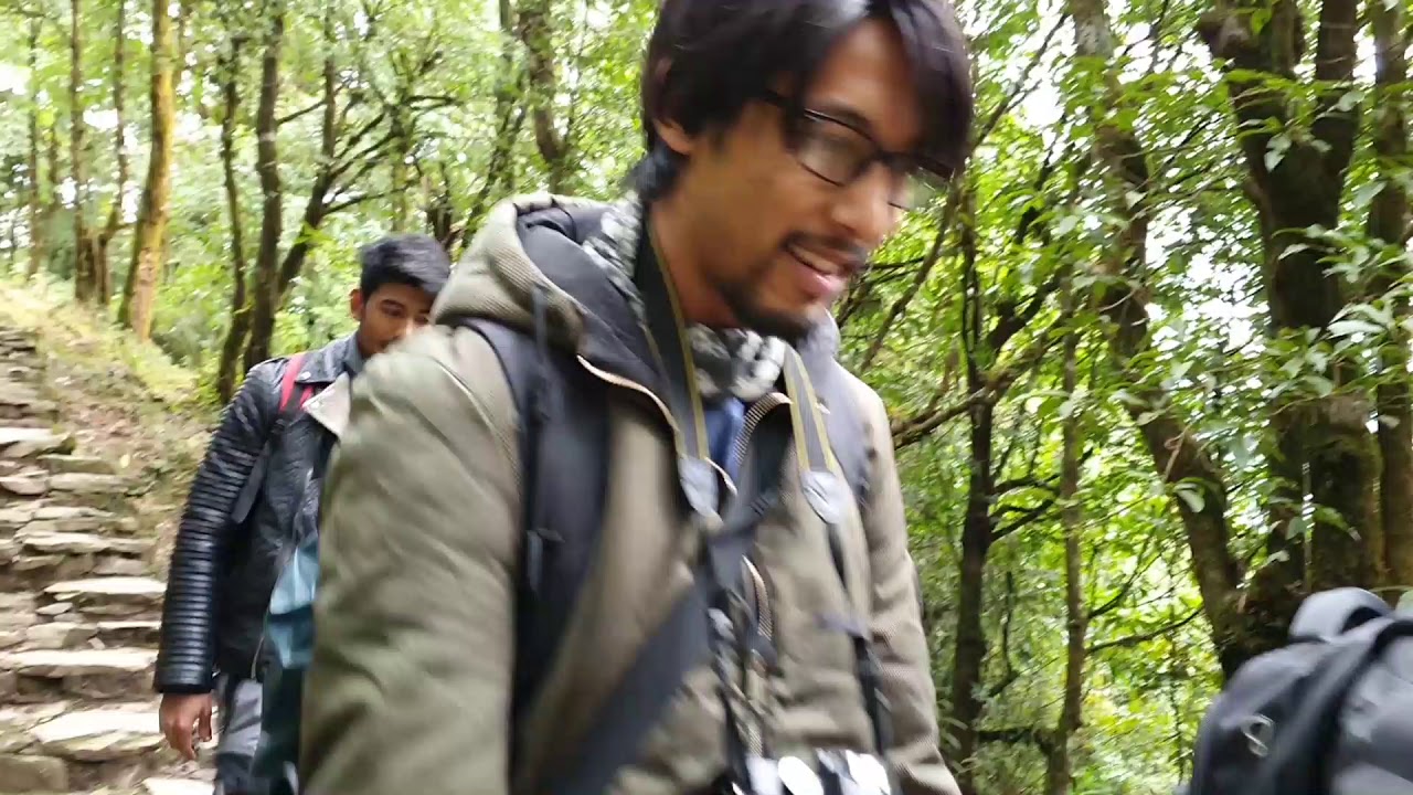 Hike to Australian Base Camp