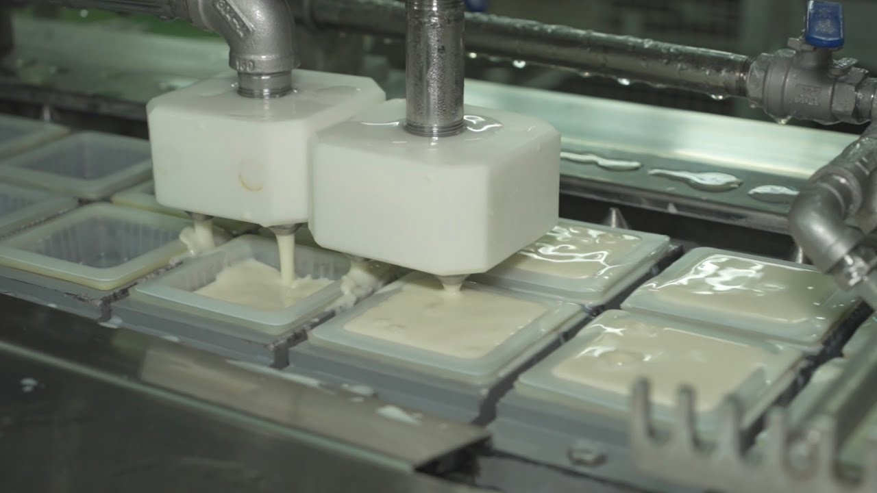 반도체 공장을 연상시키는 군인공제회 두부공장/Automated Tofu Manufacturing Process
