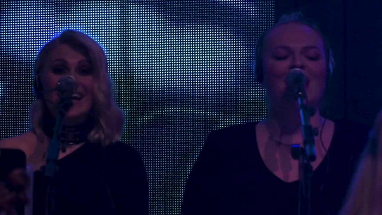 NEDA UKRADEN - JEL' TO TAJ (LIVE AT LISINSKI)