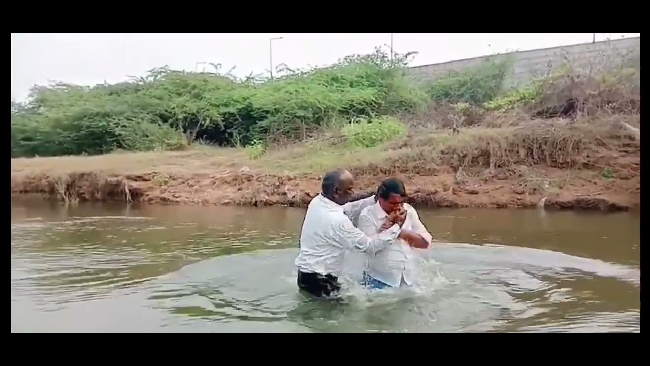 దేవుడు2026 లో మరో పాస్టర్ ని దేవుడు వర్తమానంలోకి యేసుక్రీస్తు నామములో బాప్తిసం ద్వారా నడిపించాడు 