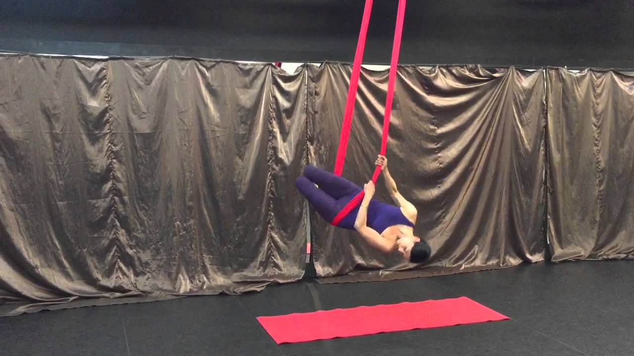 迷火 空中瑜珈舞蹈Aerial Yoga Dance《時間都去哪兒了》 編舞者:黃譓蓉老師