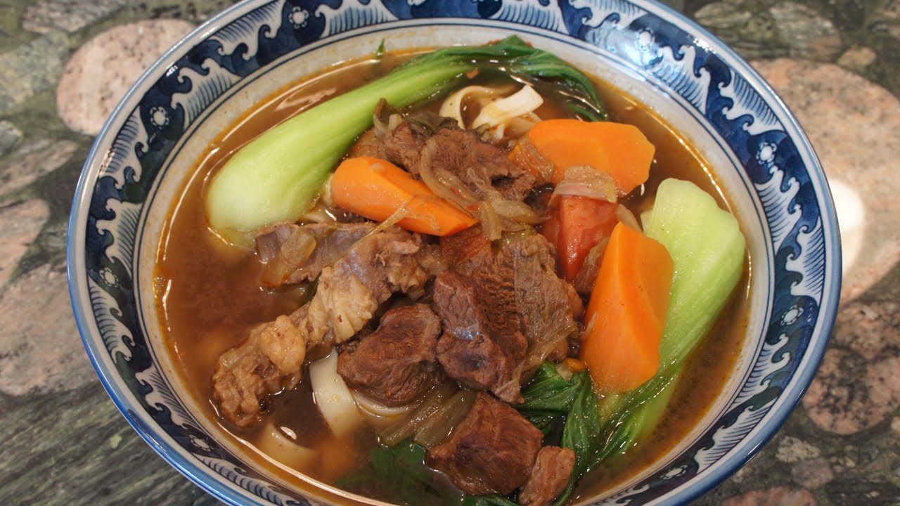 How to Make Taiwanese Beef Noodle Soup (如何做台式牛肉麵)