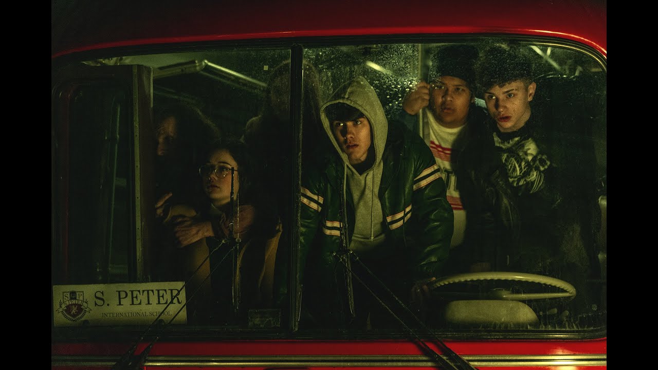 Creature Horror: Trapped on a School Bus | Shortcut | Full Movie
