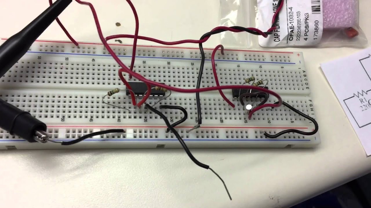 CMOS 4049 oscillator using crystal