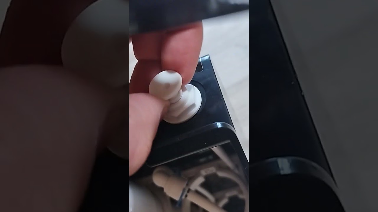 Как вытащить заглушку Prio Новая вода