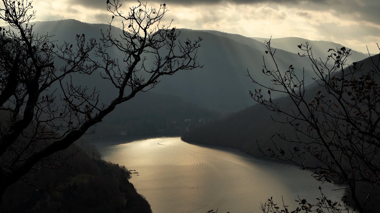 Munții Gilăului | Lacul Tarnița, Piatra lui Dan (Piatra Corbului)