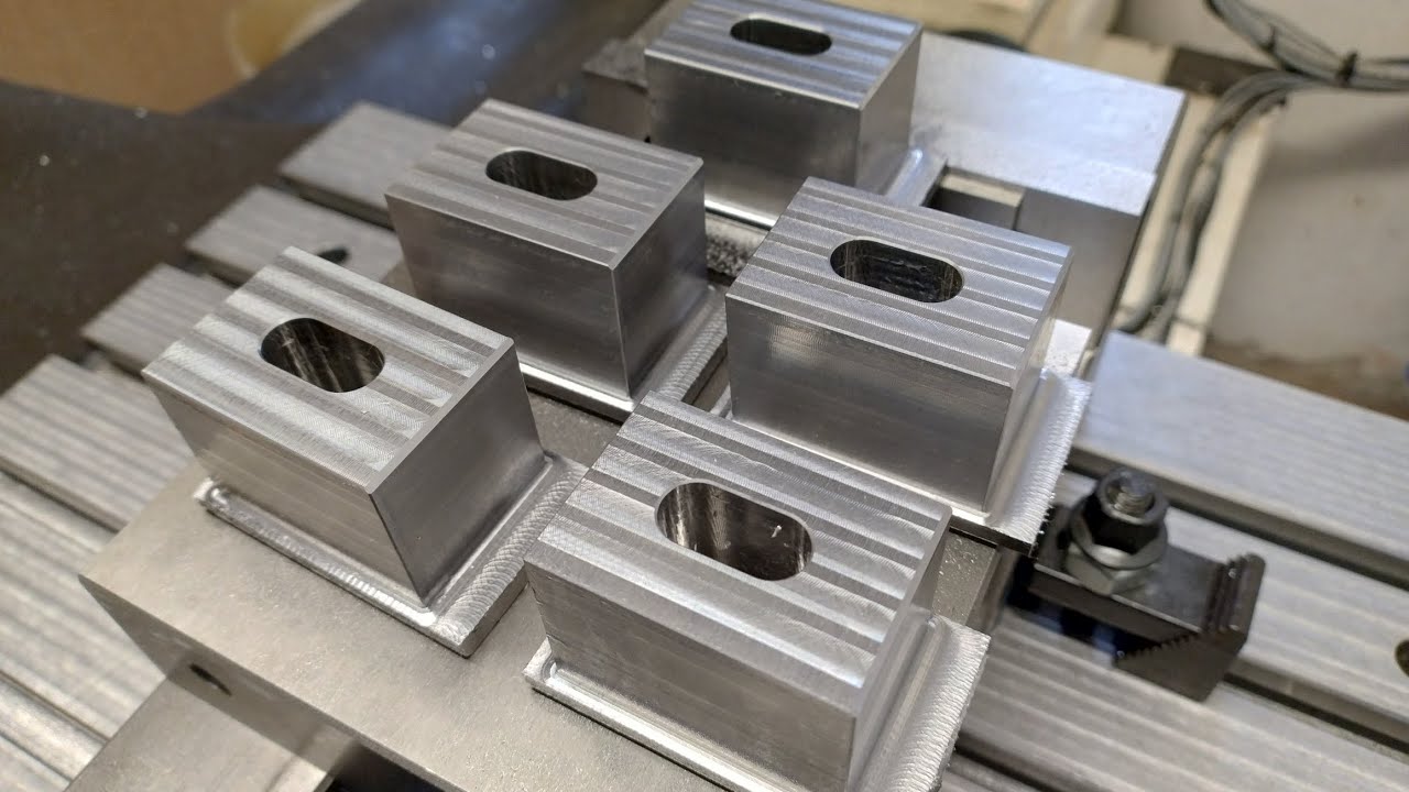 CNC diy Pikocnc - łapki, mocowanie 1