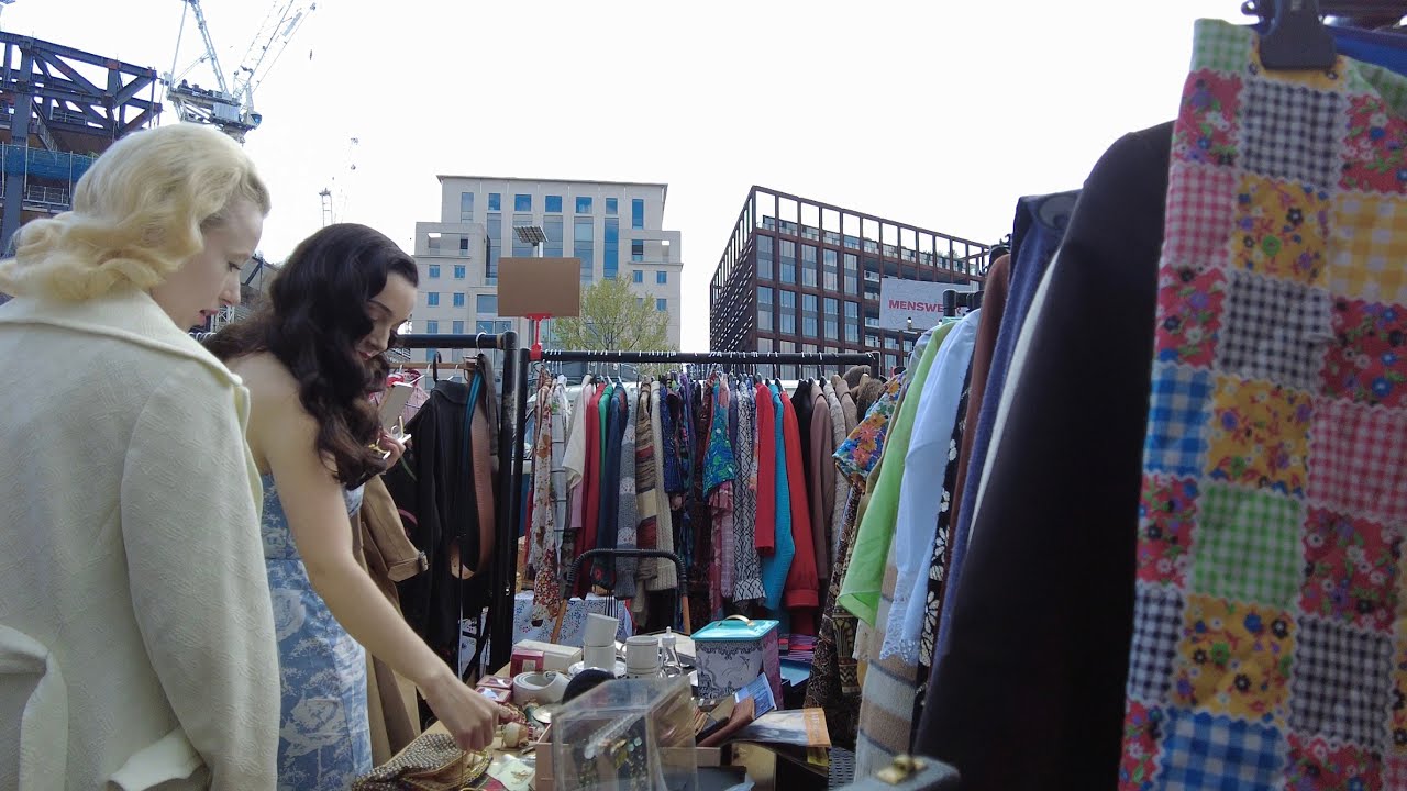 Upmarket and Posh | Classic Car Boot Sale | King's Cross Granary Square | April 2022