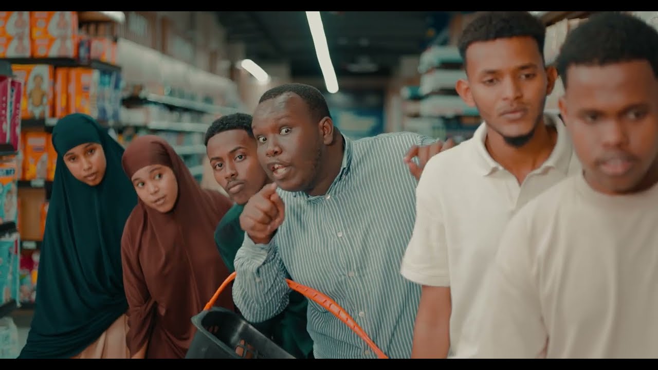 Faraska Madow ayaa ka yaabsaday saaxiibadiisa...  Laakiin siduu lacagta ku bixiyay?