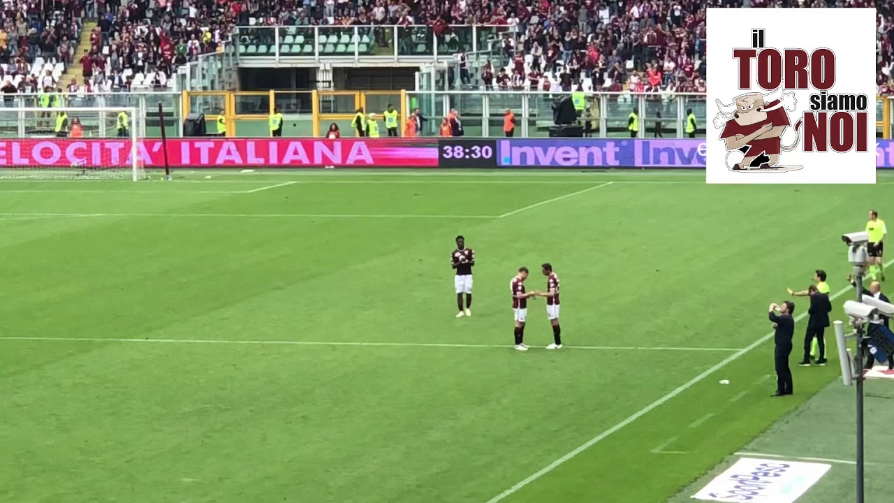 L’ingresso in campo di Emiliano Moretti