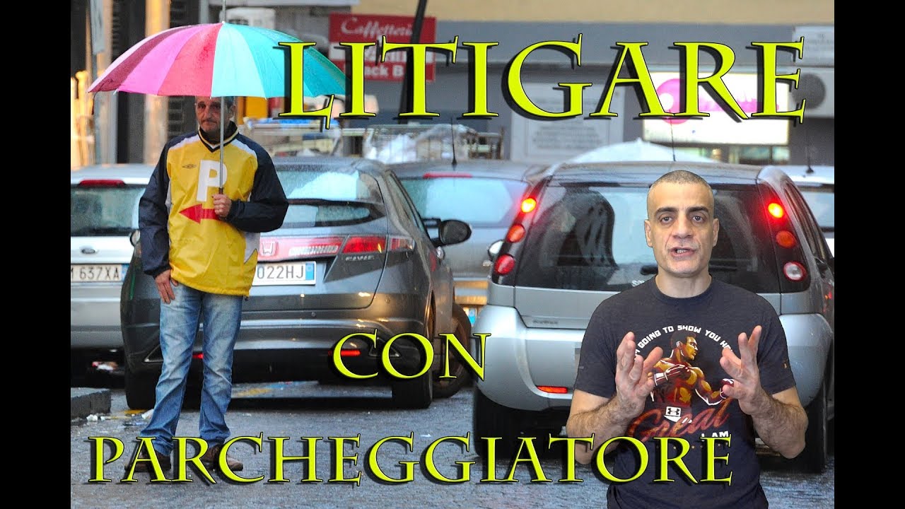 Cicalone litiga con i parcheggiatori abusivi