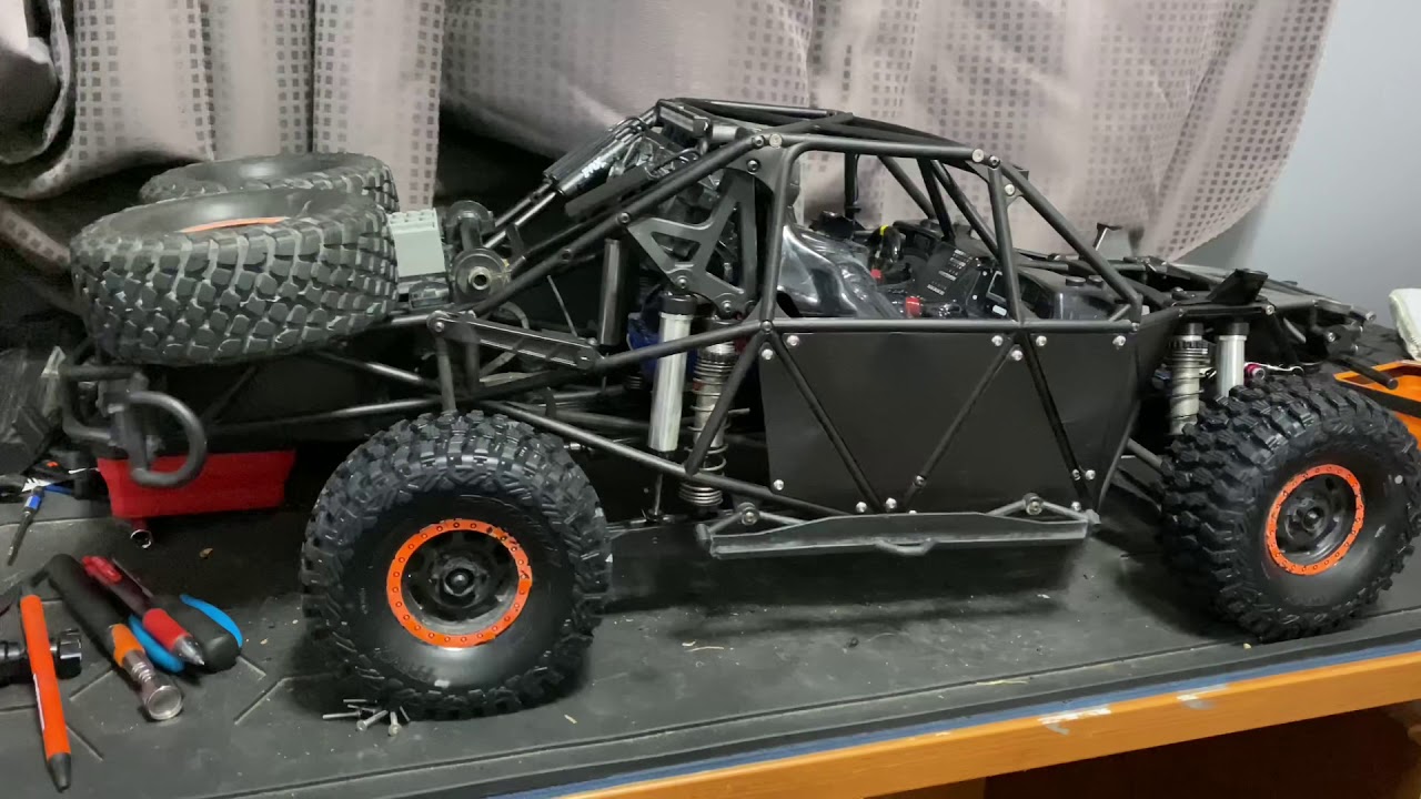 Traxxas UDR cage dyeing with Deibs!