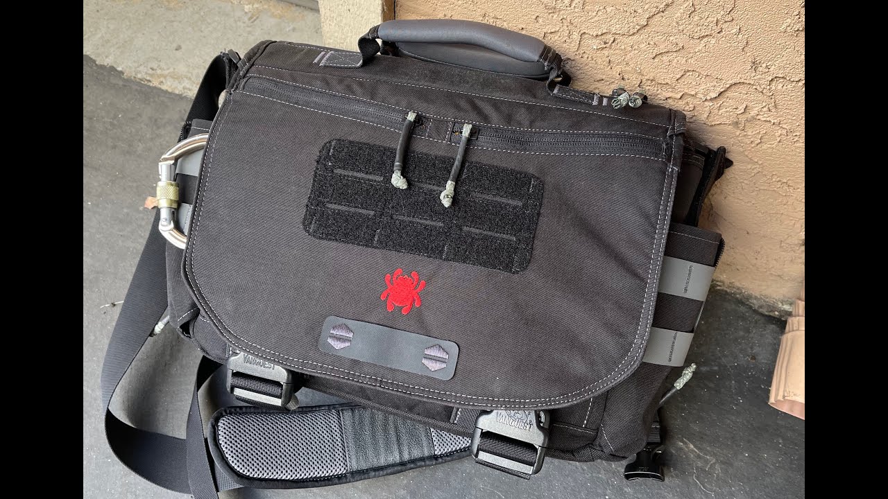The Vanquest Envoy 13 and 17 Messenger Bags: The Full Nick Shabazz Review