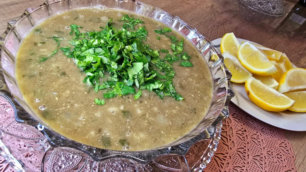 شوربة العدس البني الممروتة اللبنانية - طبق أساسي على مائدة رمضان |Libanesische Linsensuppe