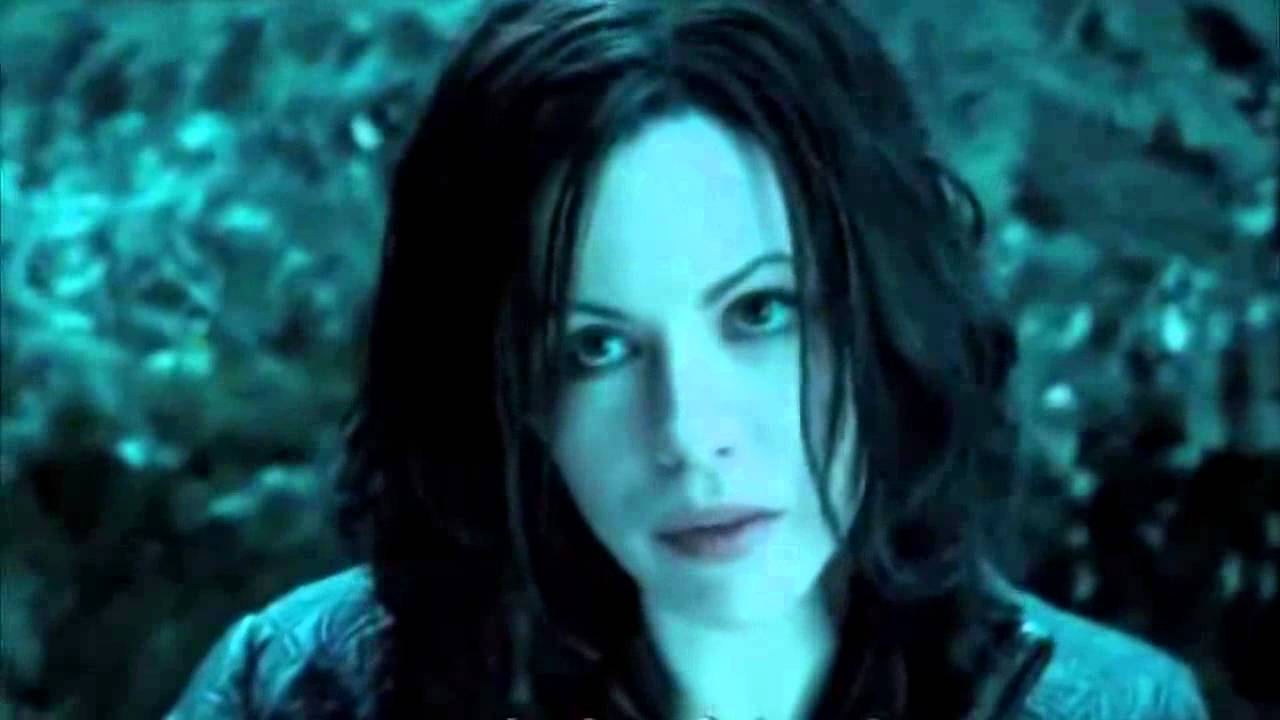 Sonja & Selene / Daughters of Darkness