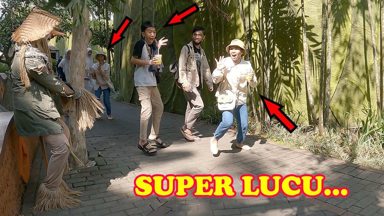 Ekspresi anda ber 3 sangat lucu, Lelucon orang-orangan sawah , Prank orang-orangan sawah