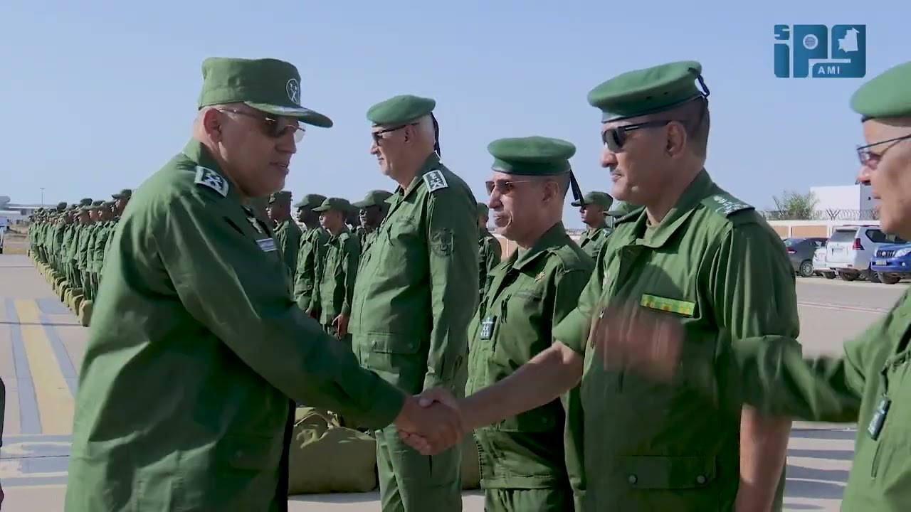 قائد أركان الدرك الوطني يودع  الوحدة الثامنة عشرة من الدرك الوطني المتوجهة إلى جمهورية وسط إفريقيا
