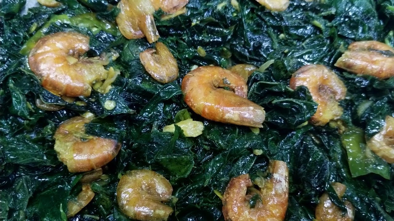 Chinri Diye Pat Shak | Authentic Bengali Spinach Recipe with Dried Shrimp | Easy & Tasty!