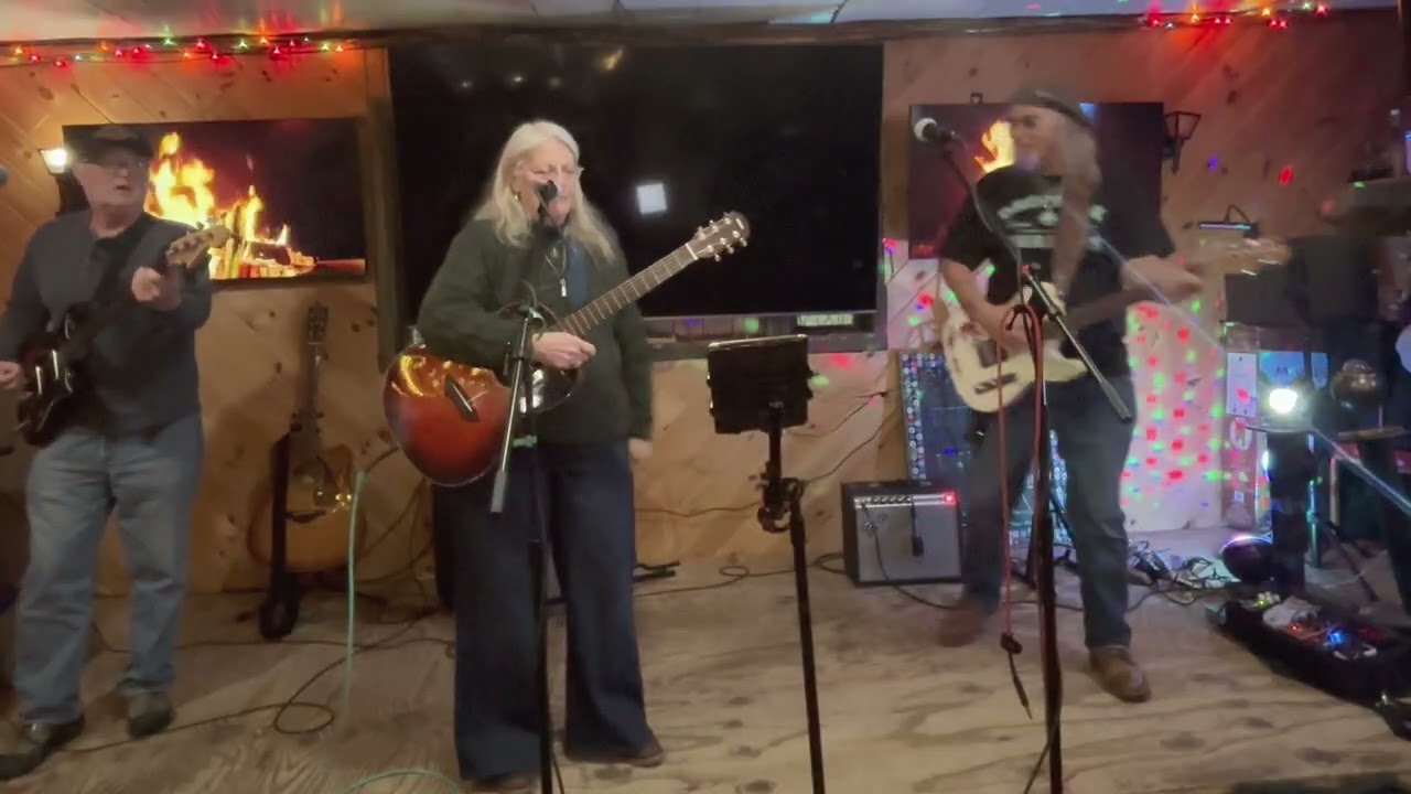 Mustang Sally Cover with Capt Morgan and Sue on Vox Black Bear Pottersville NY