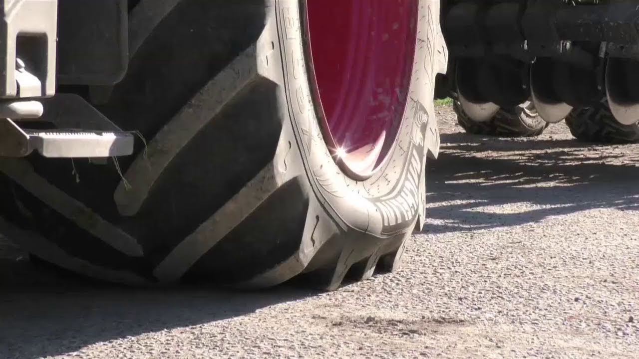 Tractor Tire Flexing 3