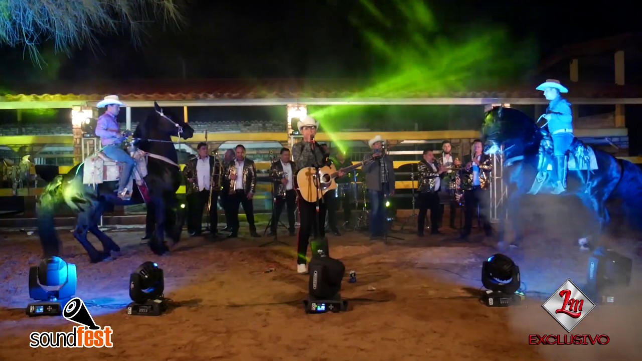 Edgar Fimbres - El Chavalon (Video Oficial) ft. Banda Sonadora