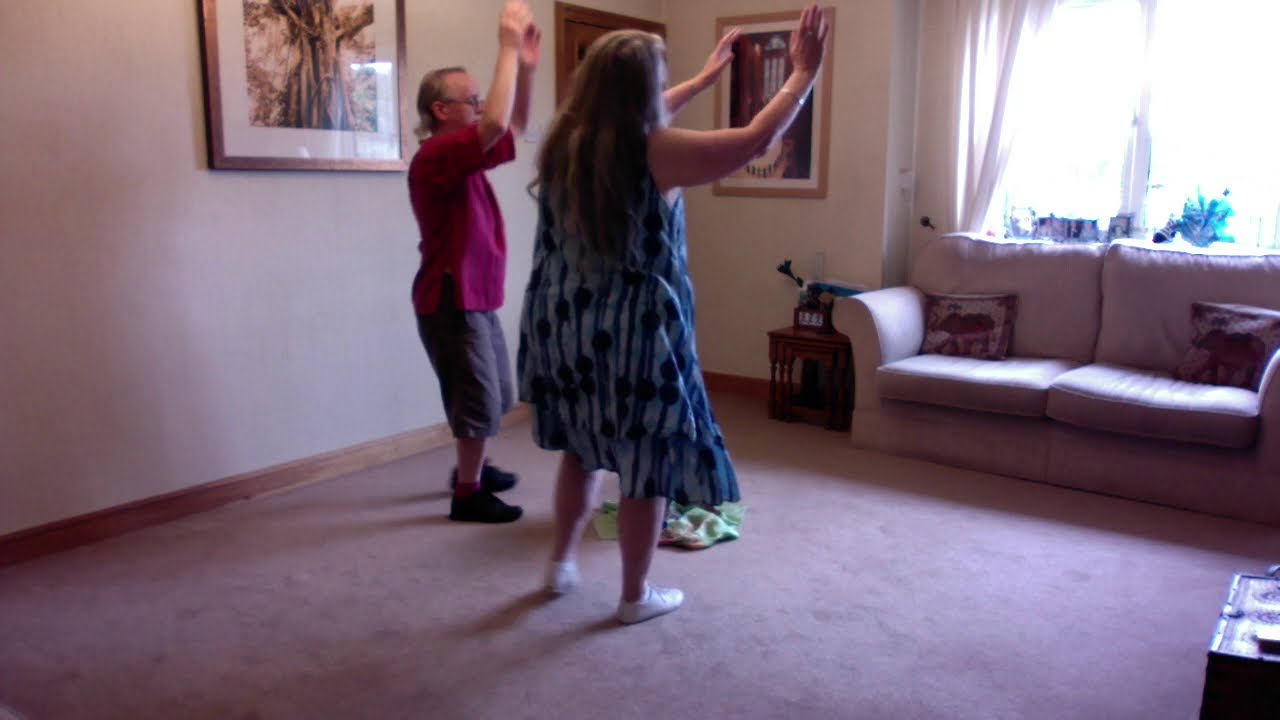 Hallelujah for the Whole World - Circle Dance with Cindy & Adrian