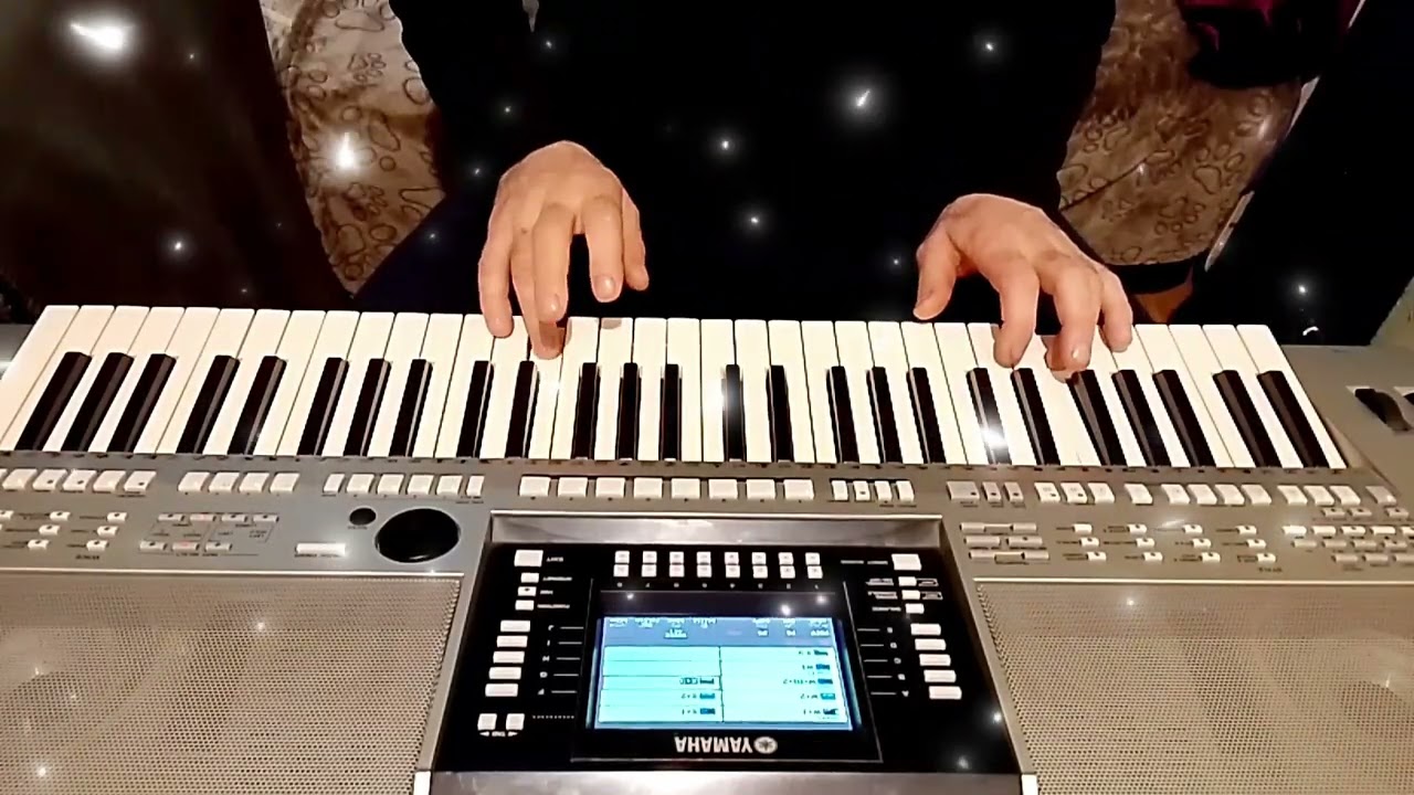 Бутырка - Баба Маша ( COVER ) на синтезаторе